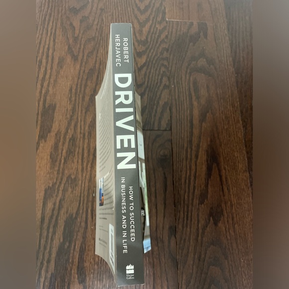 Driven: How To Succeed In Business And In Life Paperback Robert Herjavec - Picture 3 of 5